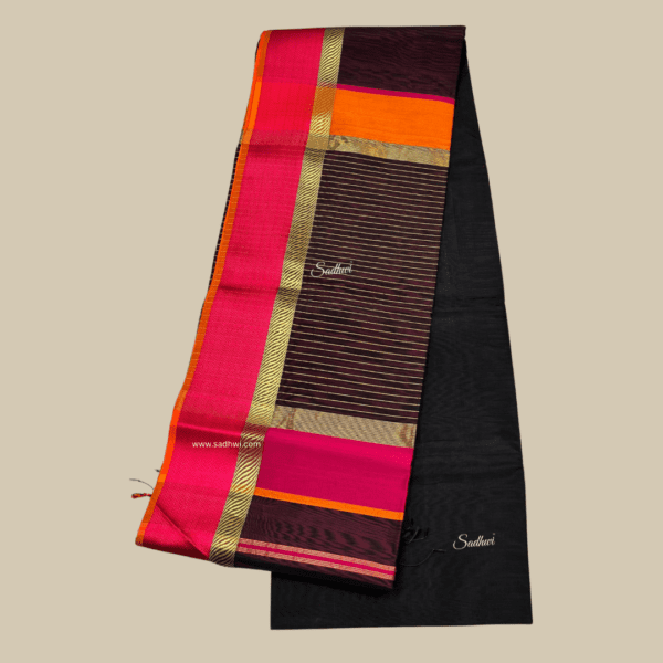 Black Pure Maheshwari Cotton Silk Saree - Image 2