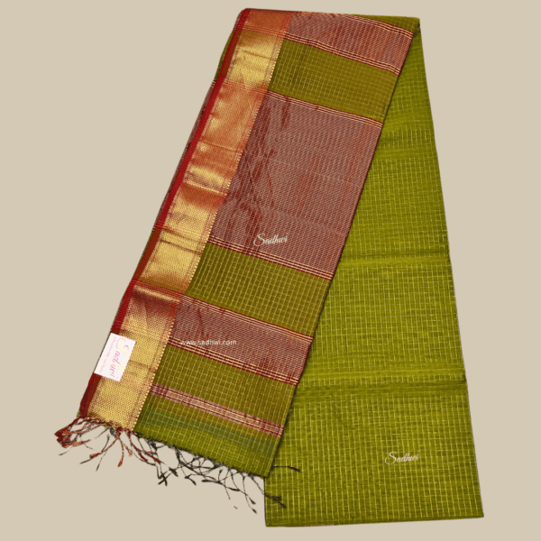 Green with Red Pure Maheshwari Cotton Silk Saree - Image 2